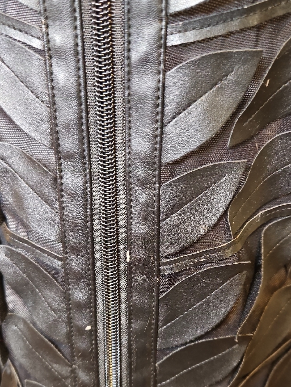 Frank Lyman Black Leaf-Pattern Faux Leather Zip Jacket Women 6 - Picture 5 of 13